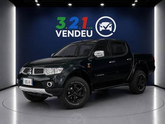 MITSUBISHI L200 TRITON 3.2 HPE 4X4 CD 16V TURBO INTERCOOLER DIESEL 4P AUTOMÁTICO MITSUBISHI L200 TRITON 3.2 HPE 4X4 CD 16V TURBO INTERCOOLER DIESEL 4P AUTOMÁTICO